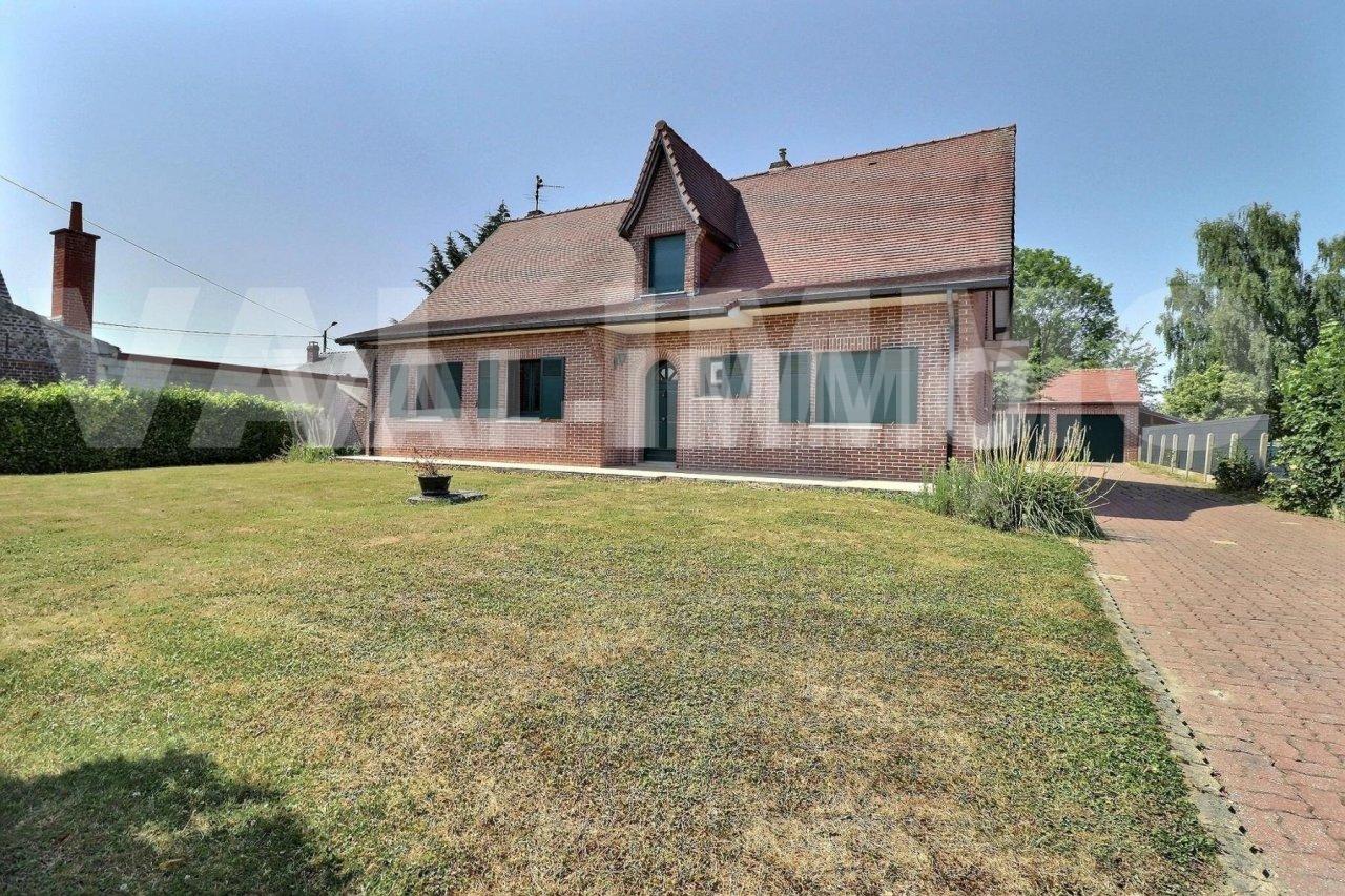 Maison 9 Pièce(s) ECOURT-SAINT-QUENTIN